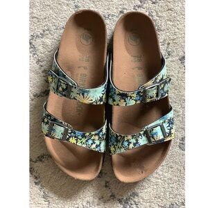 New Arizona Birkenstock sandals